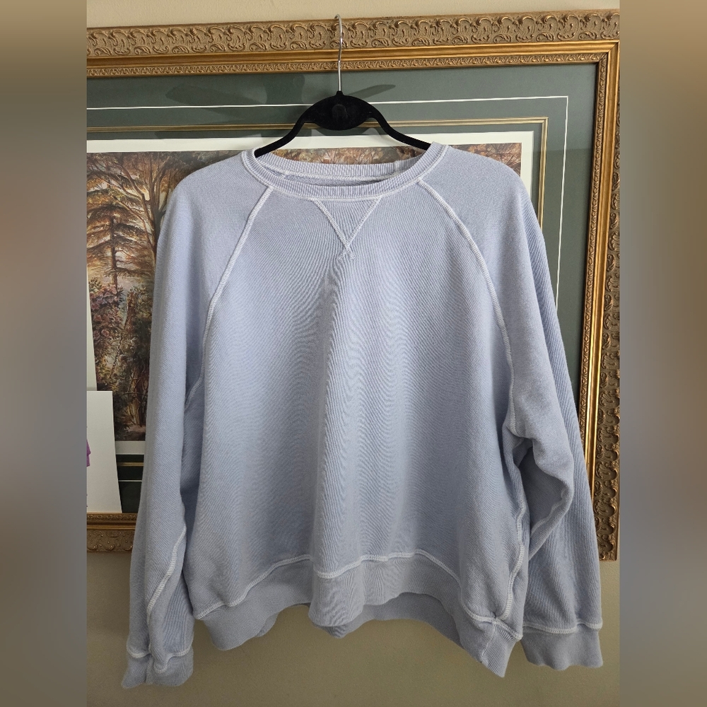The GREAT. Slouch Sweatshirt In Whisper Blue